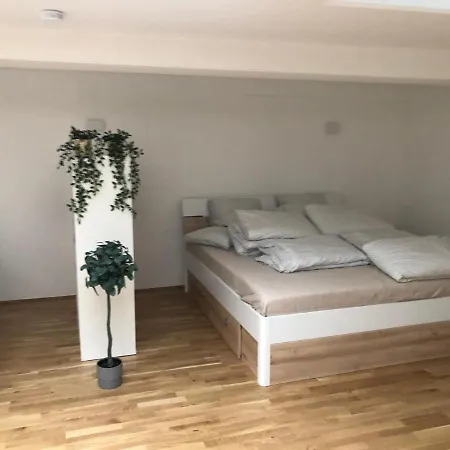 Deluxe Center Duplex Loft *