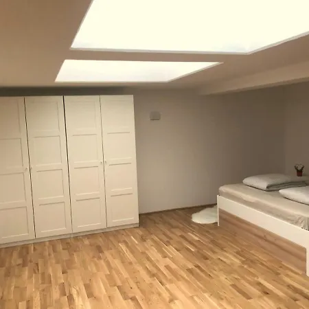 Deluxe Center Duplex Loft